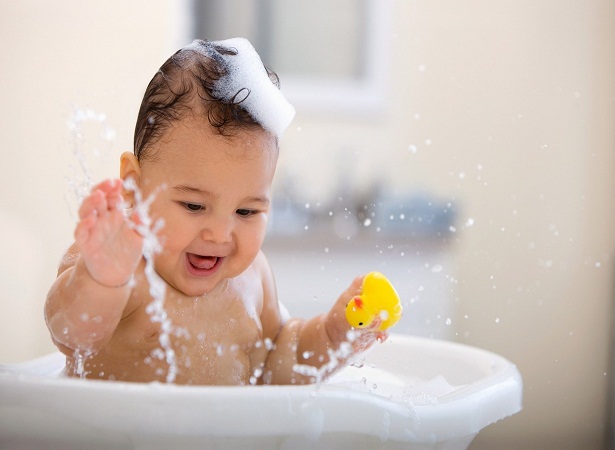 TOP sữa tắm dành cho bé hay bị khô da tốt nhất